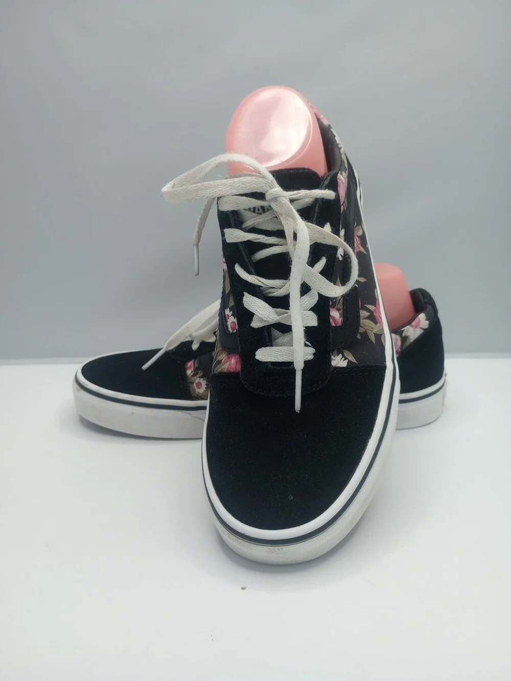 Vans Old Skool Ward Black & Flower Shoes Size 8.5 Low Top Skateboarding Sneakers